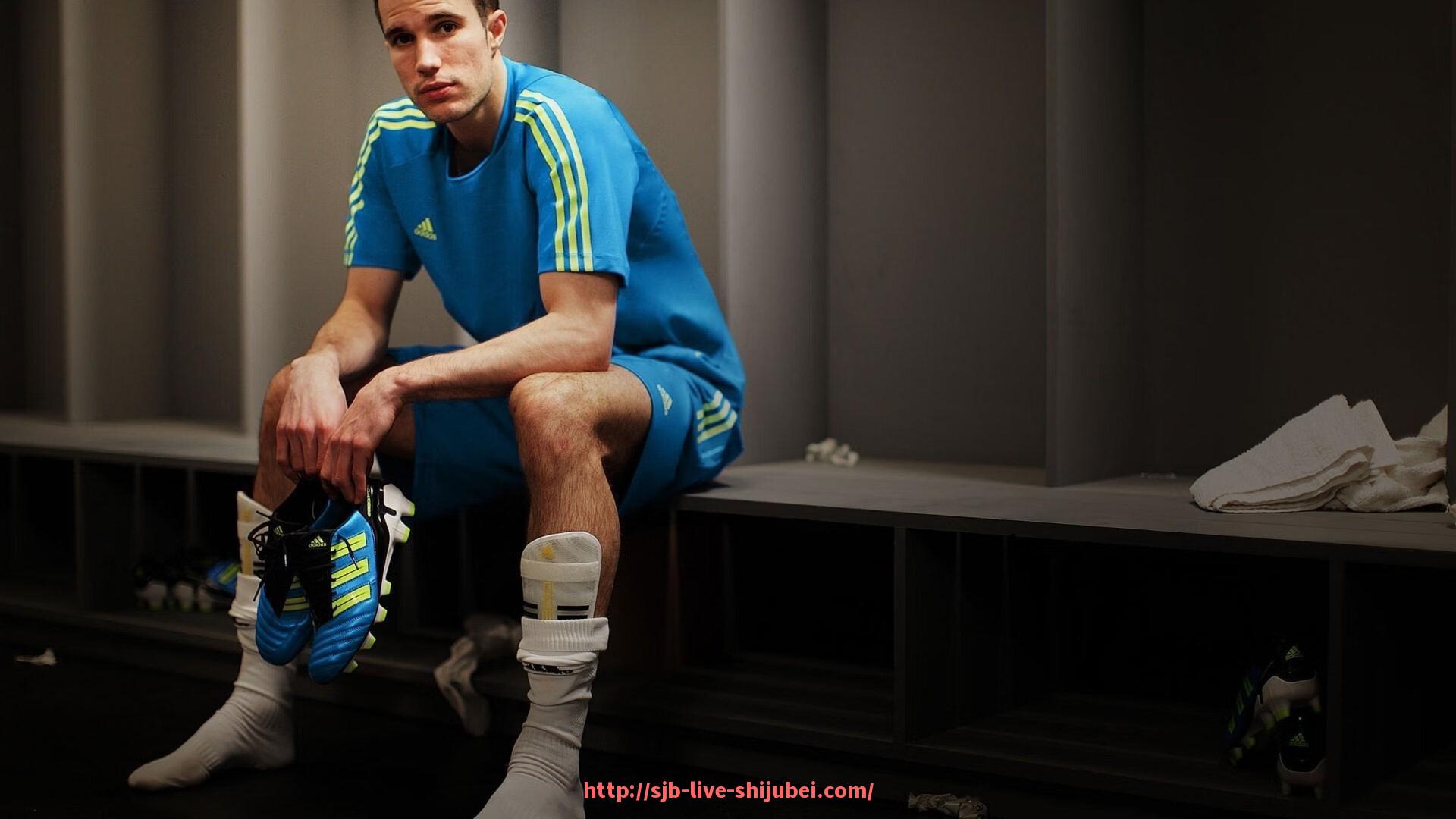 世俱杯直播-亚洲CBA球员的成长历程及国际影响力提升