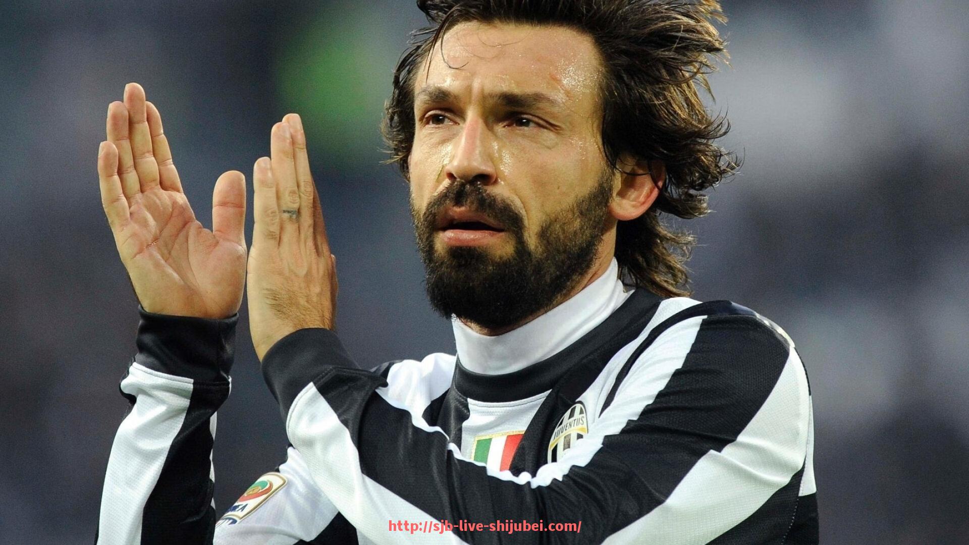 世俱杯直播-唱响热情之声：世俱杯球迷助威歌曲创作幕后故事